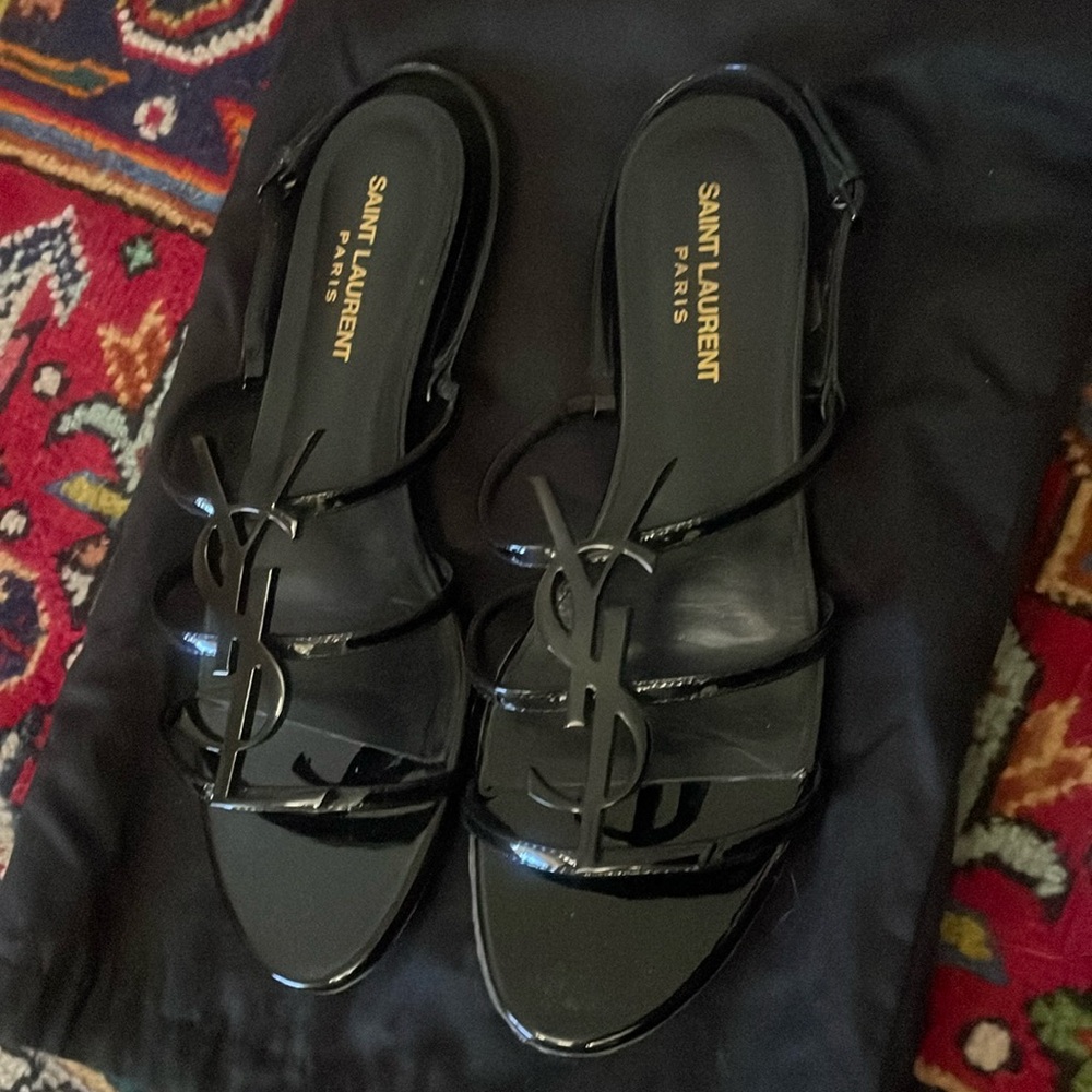 YSL Saint Laurent Lego flat sandle